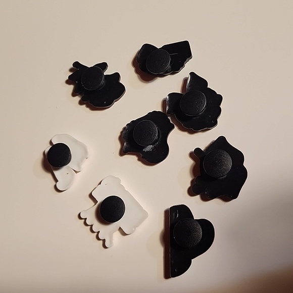 3/$25 cute croc charms - Picture 2 of 2